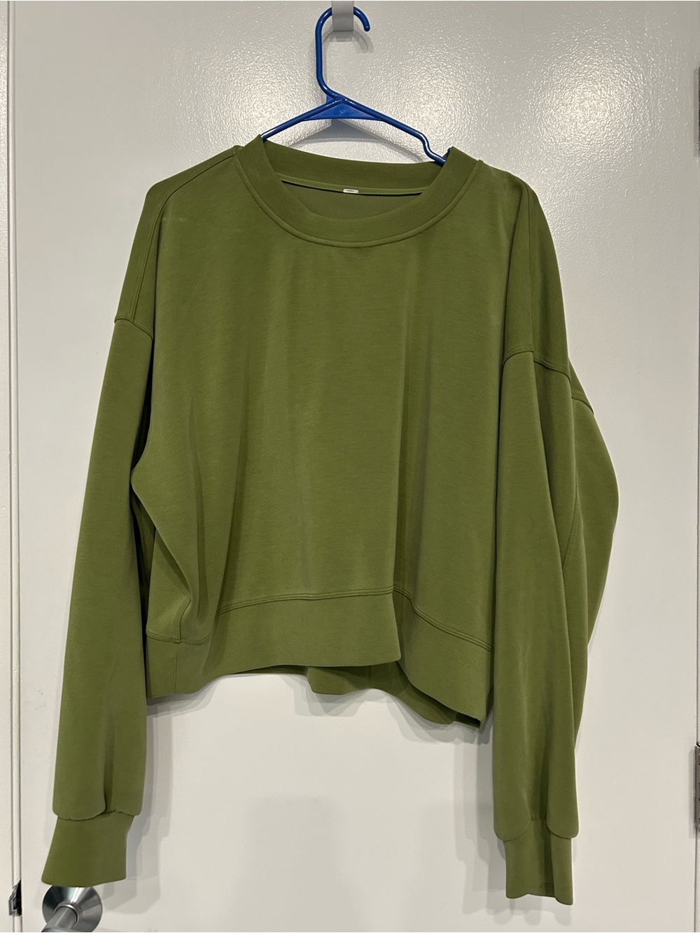 Lululemon Softstreme Relaxed Shirt in Green Foliage Size 12 EUC